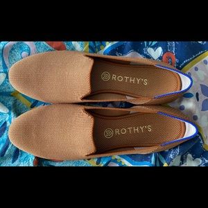 Rothys size 10.5 Fawn loafers—excellent used condition